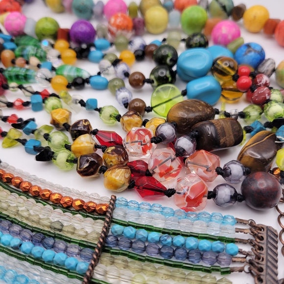 Beautiful & Colorful Beaded Necklace and Bracelet Set Middle is Cookie Lee - Picture 2 of 13